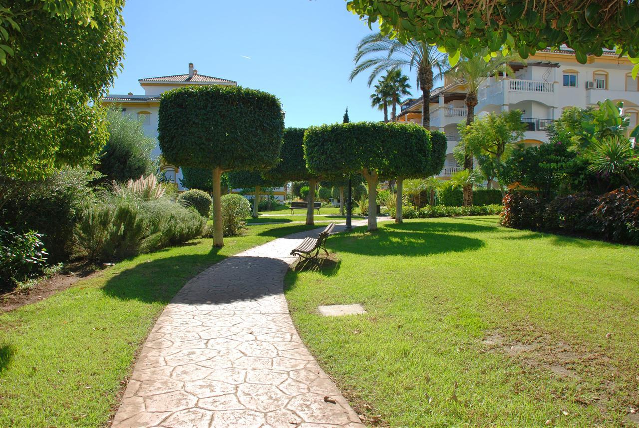Lovely Puerto Banus Apartment Marbella Exterior photo
